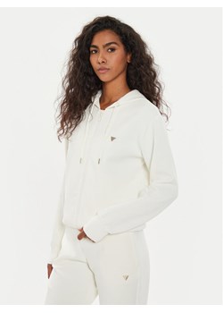 Guess Bluza V4YQ06 KCAY2 Écru Regular Fit ze sklepu MODIVO w kategorii Bluzy damskie - zdjęcie 181059150