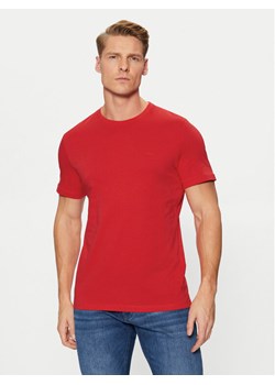 s.Oliver T-Shirt 2153464 Czerwony Regular Fit ze sklepu MODIVO w kategorii T-shirty męskie - zdjęcie 181059371