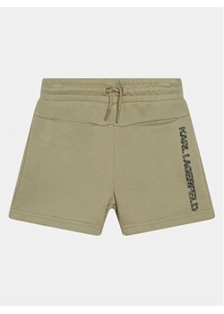 Karl Lagerfeld Kids Szorty sportowe Z30025 S Zielony Regular Fit ze sklepu MODIVO w kategorii Spodenki chłopięce - zdjęcie 181059522