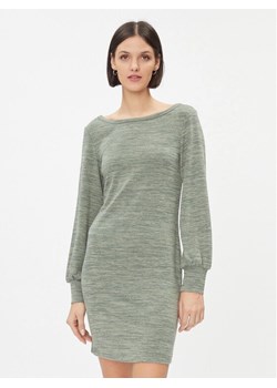 Vero Moda Sukienka dzianinowa 10293851 Zielony Regular Fit - id: 0000302986460 - marki Vero Moda - 181060231 Vero Moda Sukienka dzianinowa 10293851 Zielony Regular Fit ze sklepu MODIVO w kategorii Sukienki - zdjęcie 181060231