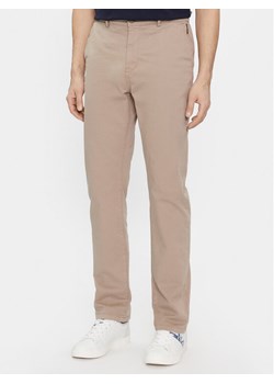 Napapijri Chinosy Puyo NP0A4H1F Beżowy Slim Fit ze sklepu MODIVO w kategorii Spodnie męskie - zdjęcie 181061841
