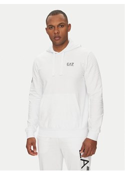 EA7 Emporio Armani Bluza 7M000569 AF13512 M0003 Biały Regular Fit ze sklepu MODIVO w kategorii Bluzy męskie - zdjęcie 181061894