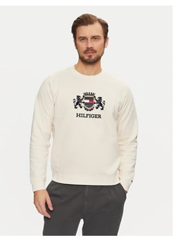 Tommy Hilfiger Bluza Icon MW0MW38349 Écru Regular Fit ze sklepu MODIVO w kategorii Bluzy męskie - zdjęcie 181063101