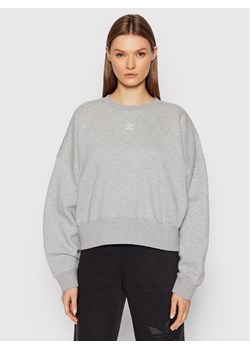 adidas Bluza adicolor Essentials Fleece HF7478 Szary Relaxed Fit ze sklepu MODIVO w kategorii Bluzy damskie - zdjęcie 181064091