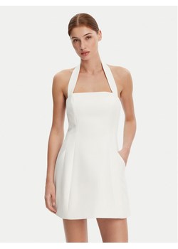 BARDOT Sukienka koktajlowa 59857DB1 Biały Slim Fit ze sklepu MODIVO w kategorii Sukienki - zdjęcie 181065114
