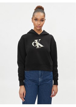 Calvin Klein Jeans Bluza Meta J20J223269 Czarny Regular Fit ze sklepu MODIVO w kategorii Bluzy damskie - zdjęcie 181068352