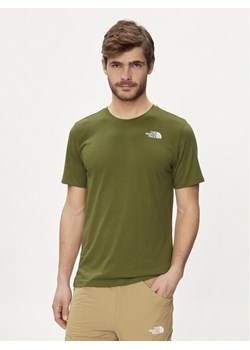 The North Face T-Shirt Foundation Mountain Lines NF0A8830 Zielony Regular Fit ze sklepu MODIVO w kategorii T-shirty męskie - zdjęcie 181068623