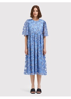 Selected Femme Sukienka koktajlowa Justine 16085467 Niebieski Loose Fit ze sklepu MODIVO w kategorii Sukienki - zdjęcie 181071260