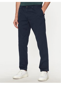 Boss Chinosy 50529308 Granatowy Relaxed Fit ze sklepu MODIVO w kategorii Spodnie męskie - zdjęcie 181071300