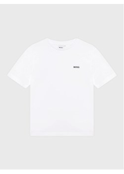 Boss T-Shirt J25P23 S Biały Regular Fit ze sklepu MODIVO w kategorii T-shirty chłopięce - zdjęcie 181071322