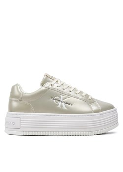 Calvin Klein Jeans Sneakersy Bold Platf Low Lace Lth Ml Mtl YW0YW01464 Écru ze sklepu MODIVO w kategorii Trampki damskie - zdjęcie 181071380