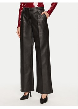 BARDOT Spodnie z imitacji skóry Sedona 59507PB Czarny Relaxed Fit ze sklepu MODIVO w kategorii Spodnie damskie - zdjęcie 181071752