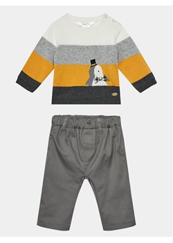 Mayoral Komplet sweter i spodnie materiałowe 2.521 Szary Regular Fit - id: 0000303279288 - marki Mayoral - 181072483 Mayoral Komplet sweter i spodnie materiałowe 2.521 Szary Regular Fit ze sklepu MODIVO w kategorii Komplety niemowlęce - zdjęcie 181072483
