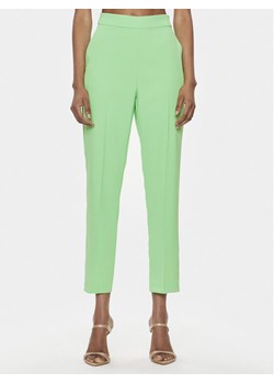 Pinko Spodnie materiałowe Parano 102861 7624 Zielony Regular Fit ze sklepu MODIVO w kategorii Spodnie damskie - zdjęcie 181072644
