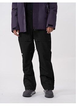 4F Spodnie snowboardowe 4FAW23TFTRM345 Czarny Regular Fit ze sklepu MODIVO w kategorii Spodnie męskie - zdjęcie 181073163