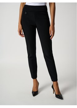 Joseph Ribkoff Spodnie materiałowe 144092NOS Czarny Slim Fit ze sklepu MODIVO w kategorii Spodnie damskie - zdjęcie 181073200