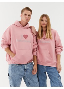 2005 Bluza Unisex Hot Moms Różowy Relaxed Fit ze sklepu MODIVO w kategorii Bluzy męskie - zdjęcie 181073660