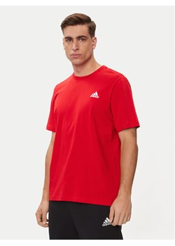 adidas T-Shirt Essentials Single Jersey Embroidered Small Logo T-Shirt IC9290 Czerwony Regular Fit ze sklepu MODIVO w kategorii T-shirty męskie - zdjęcie 181073704