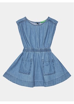 United Colors Of Benetton Sukienka jeansowa 4AD6CV029 Niebieski Relaxed Fit ze sklepu MODIVO w kategorii Sukienki dziewczęce - zdjęcie 181073732