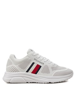 Tommy Hilfiger Sneakersy Modern Runner Knit Evo Ess FM0FM05245 Biały ze sklepu MODIVO w kategorii Buty sportowe męskie - zdjęcie 181073973