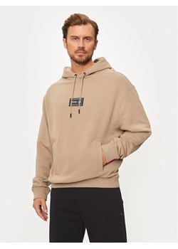 Boss Bluza NFL 50523231 Beżowy Relaxed Fit - id: 0000304242670 - marki BOSS HUGO BOSS - 181074463 Boss Bluza NFL 50523231 Beżowy Relaxed Fit ze sklepu MODIVO w kategorii Bluzy męskie - zdjęcie 181074463