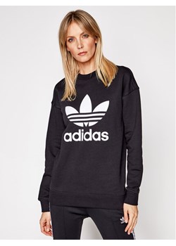 adidas Bluza Trefoil Crew FM3272 Czarny Regular Fit ze sklepu MODIVO w kategorii Bluzy damskie - zdjęcie 181074513