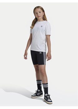 adidas Szorty sportowe adicolor IY7483 Czarny Slim Fit ze sklepu MODIVO w kategorii Spodenki dziewczęce - zdjęcie 181074683