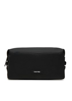 Calvin Klein Kosmetyczka K50K512802 Czarny ze sklepu MODIVO w kategorii Kosmetyczki - zdjęcie 181074693