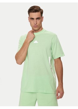 adidas T-Shirt Future Icons 3-Stripes IR9169 Zielony Loose Fit ze sklepu MODIVO w kategorii T-shirty męskie - zdjęcie 181075064