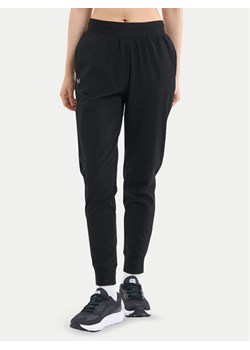 Under Armour Spodnie dresowe Armoursport High Rise Wvn Pnt 1382727-001 Czarny Loose Fit ze sklepu MODIVO w kategorii Spodnie damskie - zdjęcie 181075172