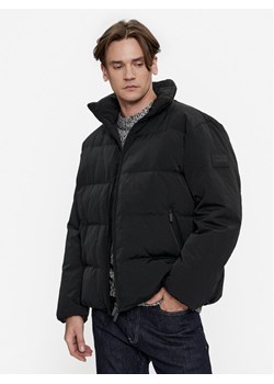 Calvin Klein Kurtka puchowa Crinkle K10K111882 Czarny Regular Fit ze sklepu MODIVO w kategorii Kurtki męskie - zdjęcie 181075362