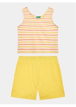 United Colors Of Benetton Komplet top i spodenki 3NVVCK008 Kolorowy Regular Fit ze sklepu MODIVO w kategorii Komplety dziewczęce - zdjęcie 181076590