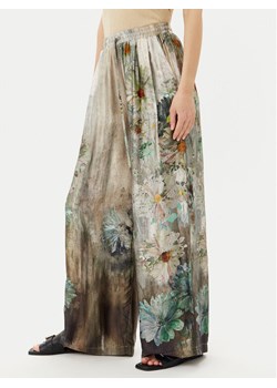 ViCOLO Spodnie materiałowe TD0704 Zielony Relaxed Fit ze sklepu MODIVO w kategorii Spodnie damskie - zdjęcie 181078571