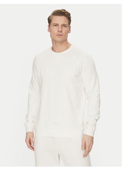 Guess Bluza Z4YQ16 KAIJ1 Écru Regular Fit ze sklepu MODIVO w kategorii Bluzy męskie - zdjęcie 181079403