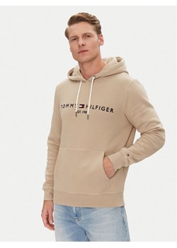 Tommy Hilfiger Bluza Logo MW0MW11599 Beżowy Regular Fit - id: 0000304650048 - marki Tommy Hilfiger - 181079494 Tommy Hilfiger Bluza Logo MW0MW11599 Beżowy Regular Fit ze sklepu MODIVO w kategorii Bluzy męskie - zdjęcie 181079494