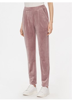Triumph Spodnie piżamowe Cozy Comfort Velour Trousers 10216539 Brązowy Regular Fit ze sklepu MODIVO w kategorii Piżamy damskie - zdjęcie 181080352