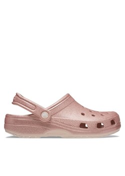 Crocs Klapki Classic Glitter Clog Quartz 205942 Różowy ze sklepu MODIVO w kategorii Klapki damskie - zdjęcie 181080792