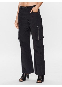 Herskind Spodnie materiałowe Tilly 4851798 Czarny Oversize ze sklepu MODIVO w kategorii Spodnie damskie - zdjęcie 181081810