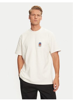 adidas T-Shirt OLPC IX6754 Écru Regular Fit ze sklepu MODIVO w kategorii T-shirty męskie - zdjęcie 181082811