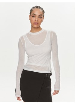 Calvin Klein Jeans Bluzka J20J223323 Biały Slim Fit ze sklepu MODIVO w kategorii Bluzki damskie - zdjęcie 181083271