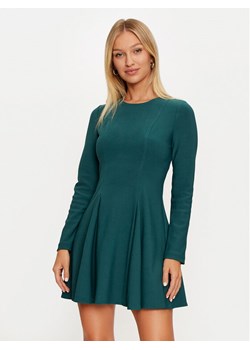 Marciano Guess Sukienka koktajlowa 4BGK22 6302A Zielony Regular Fit ze sklepu MODIVO w kategorii Sukienki - zdjęcie 181083983