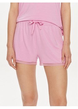 Tommy Hilfiger Szorty piżamowe UW0UW05289 Różowy Regular Fit ze sklepu MODIVO w kategorii Piżamy damskie - zdjęcie 181085252