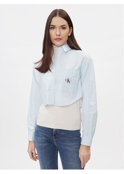 Calvin Klein Jeans Koszula J20J222614 Niebieski Cropped Fit ze sklepu MODIVO w kategorii Koszule damskie - zdjęcie 181086340
