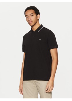 Calvin Klein Polo K10K114141 Czarny Regular Fit ze sklepu MODIVO w kategorii T-shirty męskie - zdjęcie 181087450