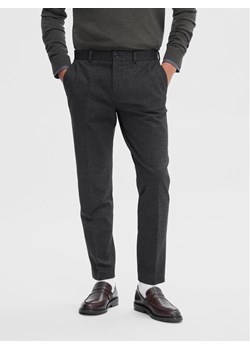 Selected Homme Spodnie materiałowe 16092651 Szary Slim Fit ze sklepu MODIVO w kategorii Spodnie męskie - zdjęcie 181087574