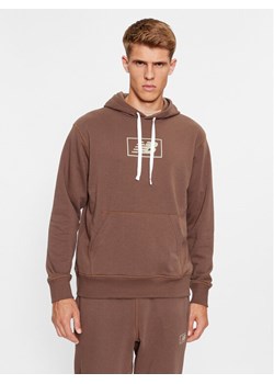 New Balance Bluza NB Essentials Hoodie MT33508 Brązowy Regular Fit ze sklepu MODIVO w kategorii Bluzy męskie - zdjęcie 181087712