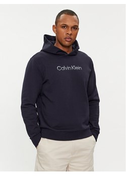 Calvin Klein Bluza Degrade Logo K10K112445 Granatowy Regular Fit ze sklepu MODIVO w kategorii Bluzy męskie - zdjęcie 181087790