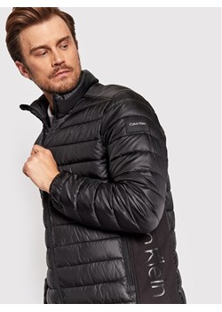 Calvin Klein Kurtka przejściowa Recycled Side K10K108291 Czarny Regular Fit ze sklepu MODIVO w kategorii Kurtki męskie - zdjęcie 181088120