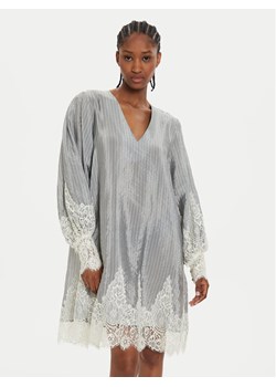 Karen by Simonsen Sukienka codzienna Pam 10105034 Szary Loose Fit ze sklepu MODIVO w kategorii Sukienki - zdjęcie 181089304