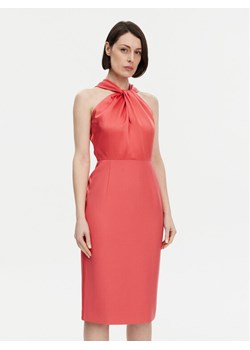 BOSS Sukienka koktajlowa Datinar 50538291 Koralowy Slim Fit ze sklepu MODIVO w kategorii Sukienki - zdjęcie 181089462